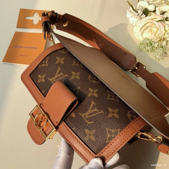 WIS Belt Vuitton Spring Louis Bag（2019 Show） 1008